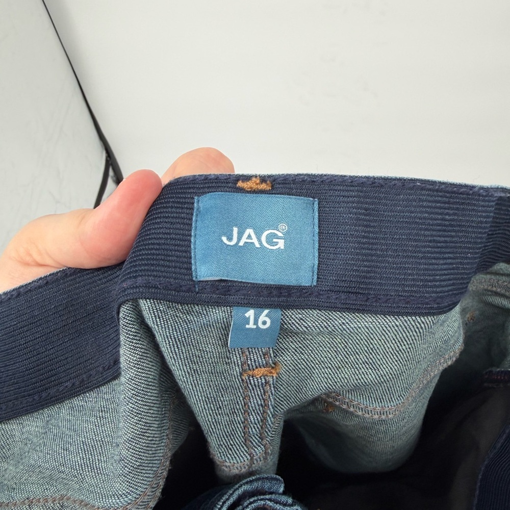 Women’s Jag Carter Girlfriend Jeans. Size 16. Dark Wash. - Picture 3 of 4
